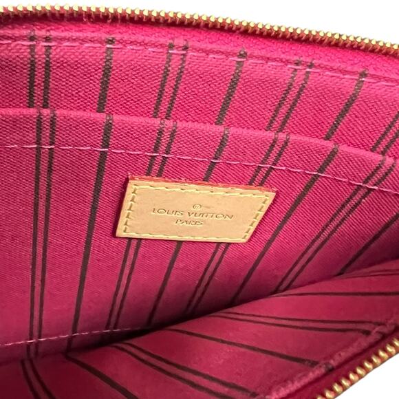 Louis Vuitton Monogram Wristlet Neverfull Pochette - $1550 Retail - Picture 3 of 9